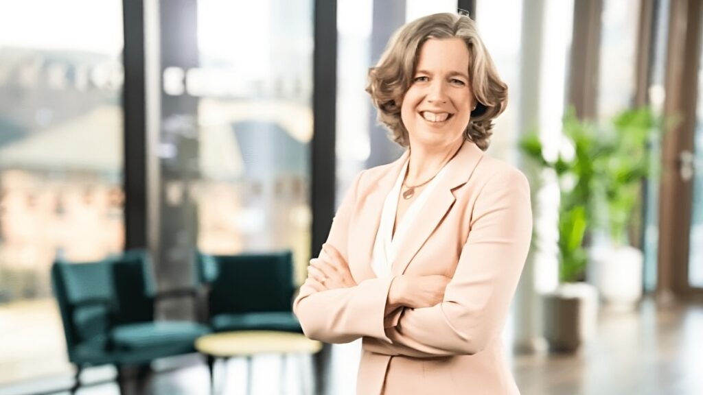 Collaboration between FSA and Industry to combat food fraud crackdown, food fraud, FSA, industry Food and Beverage Business