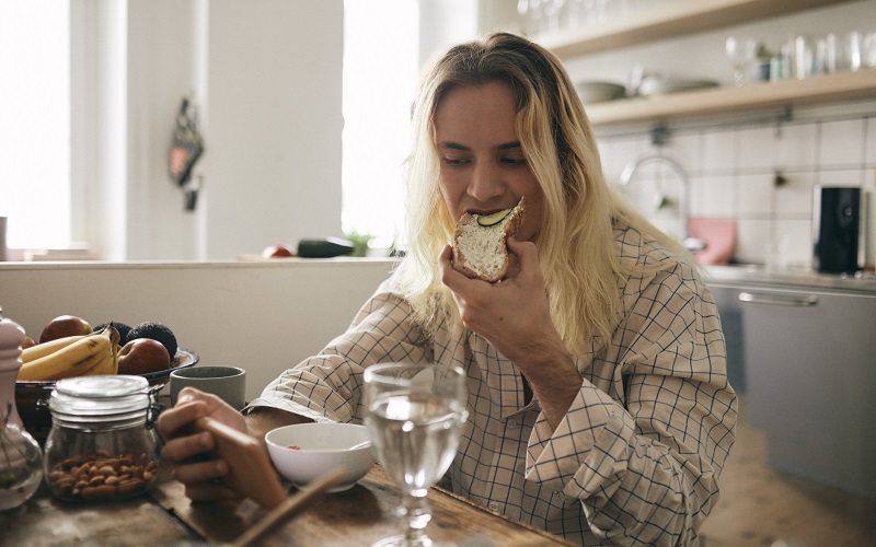 Ketchum Reports: Generation Z Experiences Exhaustion and Stress in Making Food Choices Food retail and e-commerce, Gen-Z, Health & Wellness, Manufacturers, Markets Food and Beverage Business Exhaustion and Stress in Making Food Choices