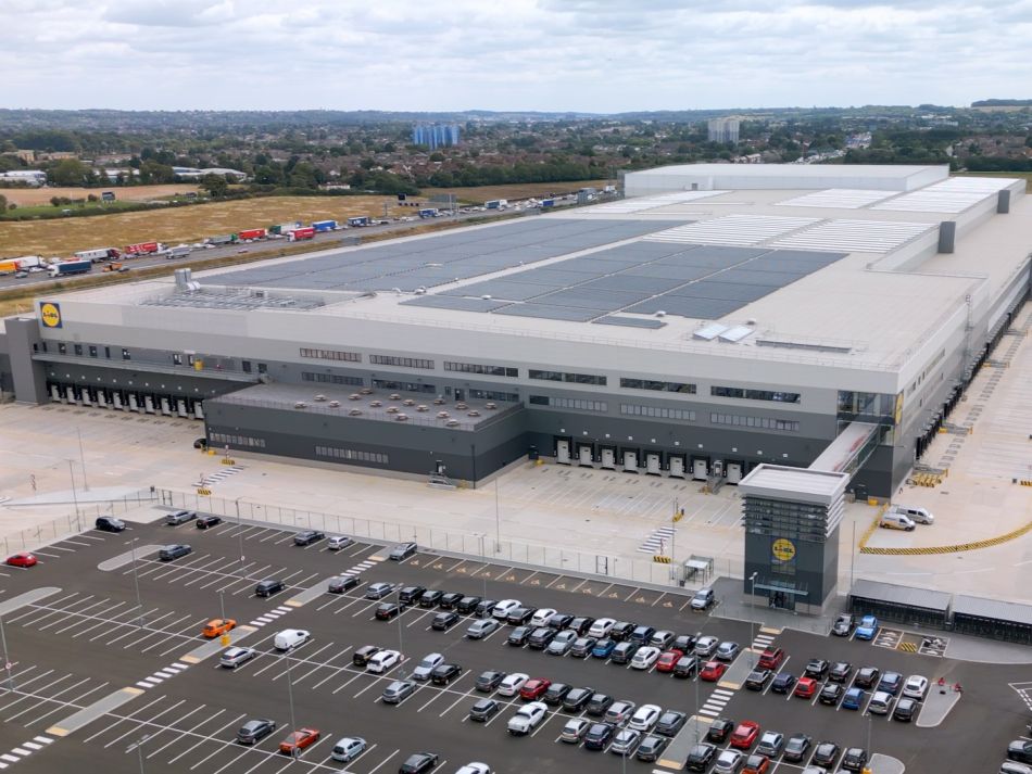 England welcomes Lidl's colossal warehouse as their biggest hub globally after £300 million investment. £300 million investment, biggest, colossal, England, globally, hub, investment, largest warehouse, Lidl, Lidls, million, Opens, warehouse, welcomes, World Food and Beverage Business