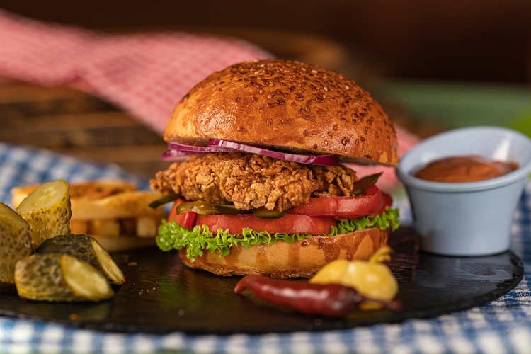 Can a cultured chicken cell line adhere to kosher standards? alternative proteins, Cultivated meat, fish and savoury ingredients, food tech, Halal, kosher, meat, Policy, Proteins, Start-ups and disruptors, SuperMeat, Sustainability Food and Beverage Business
