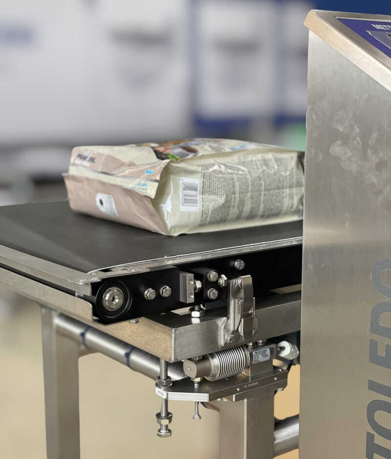 Improving Productivity: Mettler-Toledo Revamps C2 High-Load Checkweighing Portfolio C2, high-load checkweighing, improve, Mettler-Toledo, portfolio, productivity, redesigns Food and Beverage Business
