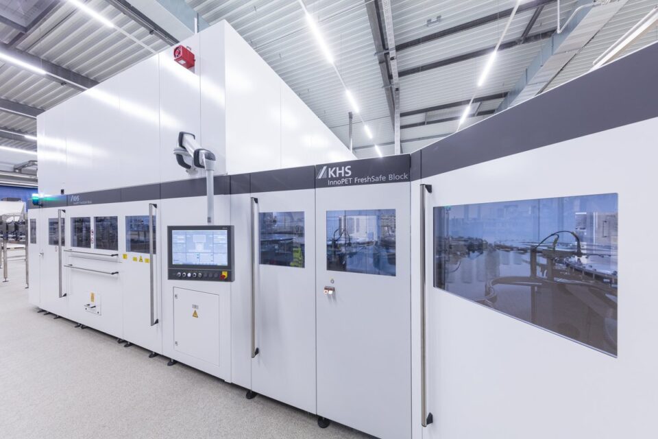 VILSA Bottling Plant Enhances Freshness Protection for Natural Mineral Water with FreshSafe PET Plasmax Coating Technology from KHS beverage packaging, food and drink packaging, food and drink sustainable packaging Food and Beverage Business