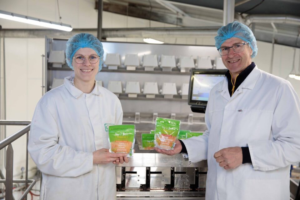 Ishida Linear Multihead Weigher Improves Efficiency for New Raw Vegetable Range food and drink packaging, food and drink sustainable packaging, Food packaging, Machinery Food and Beverage Business