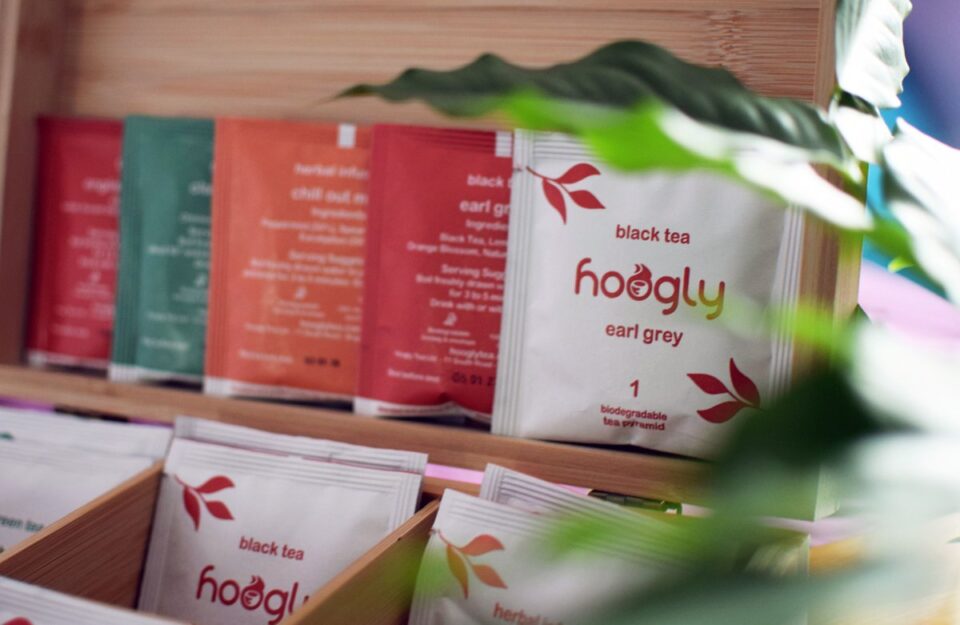 Hoogly Teams Up with Parkside for Eco-Friendly Tea Packaging in UK Hotels beverage packaging, Compostable Packaging, Flexible packaging, food and drink packaging, food and drink sustainable packaging, Recyclability Food and Beverage Business