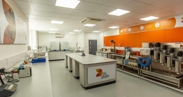 DS Smith replaces over one billion pieces of plastic well before 2025 goal 2025 target, DS Smith, FMCG, plastic, plastic replacement Food and Beverage Business DS Smith