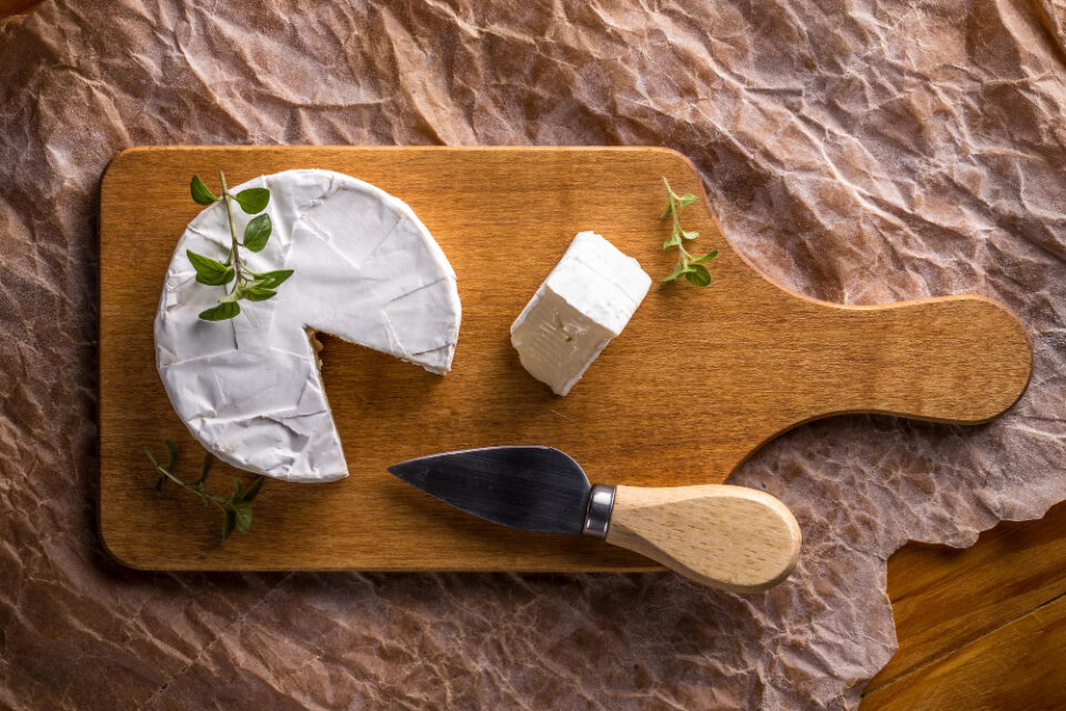 Ausnutria Dairy acquires complete ownership of Amalthea Ausnutria Dairy Food and Beverage Business Ausnutria Dairy