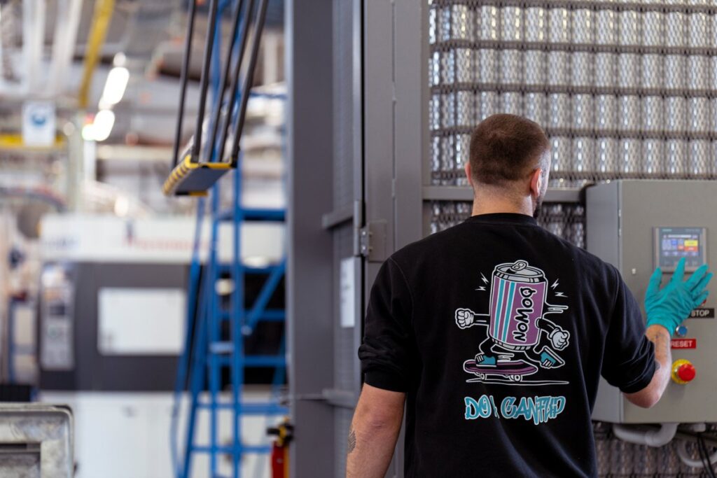 European Can Company Unveils Innovative Robotic Technology, Revolutionizing the Scandinavian Beverage Market with Enhanced Pallet Sizing Solutions beverage packaging, food and drink packaging, food and drink sustainable packaging, Machinery, Recyclability Food and Beverage Business