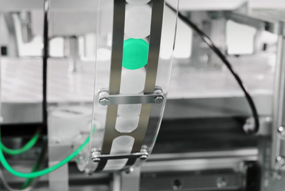 Syntegon Unveils PMX 4001 Vertical Bagger for Coffee at Fachpack, Offering Recyclable Packaging Solutions beverage packaging, events, food and drink packaging, food and drink sustainable packaging, Food packaging, Machinery Food and Beverage Business