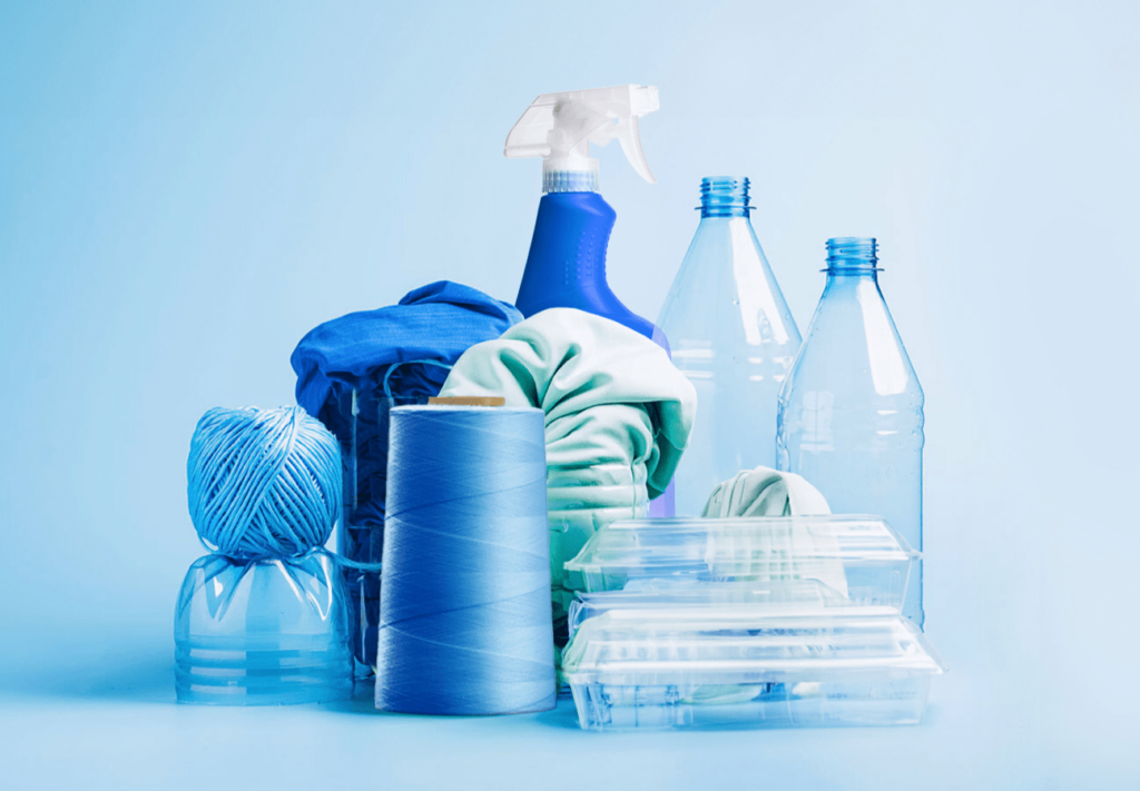 New Systemiq Report Proposes Strategy to Create U.S. Jobs, Minimize Waste, and Lower Emissions in 30% of U.S. Plastic Packaging and Textiles beverage packaging, food and drink packaging, food and drink sustainable packaging, Food packaging, plastic, Recyclability Food and Beverage Business