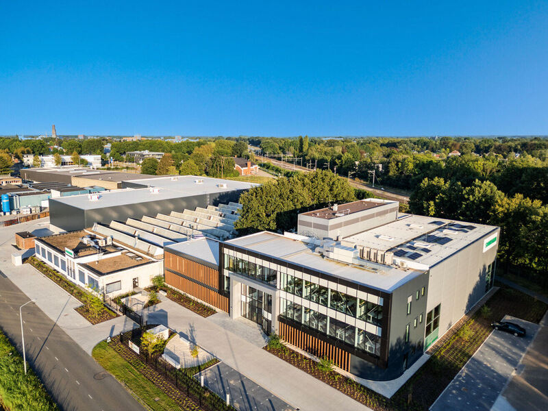 Syntegon Unveils Expanded Weert Facility Automation, business news, expanded facility, Here are some suggested tags based on the title "Syntegon reopens expanded Weert site": Syntegon, industry updates, Manufacturing, Netherlands, site reopening, Weert Food and Beverage Business