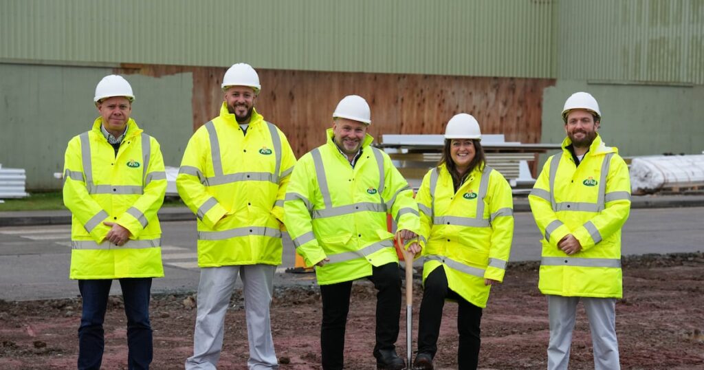 Arla Commences Construction of £179 Million Mozzarella Plant Food and Beverage Business Arla Commences Construction of £179 Million Mozzarella Plant Agriculture, dairy, expansion, Food Industry, Here are some suggested tags based on the title "Arla's £179m mozzarella plant under way": Arla, investment, Manufacturing, mozzarella, plant, UK Food and Beverage Business