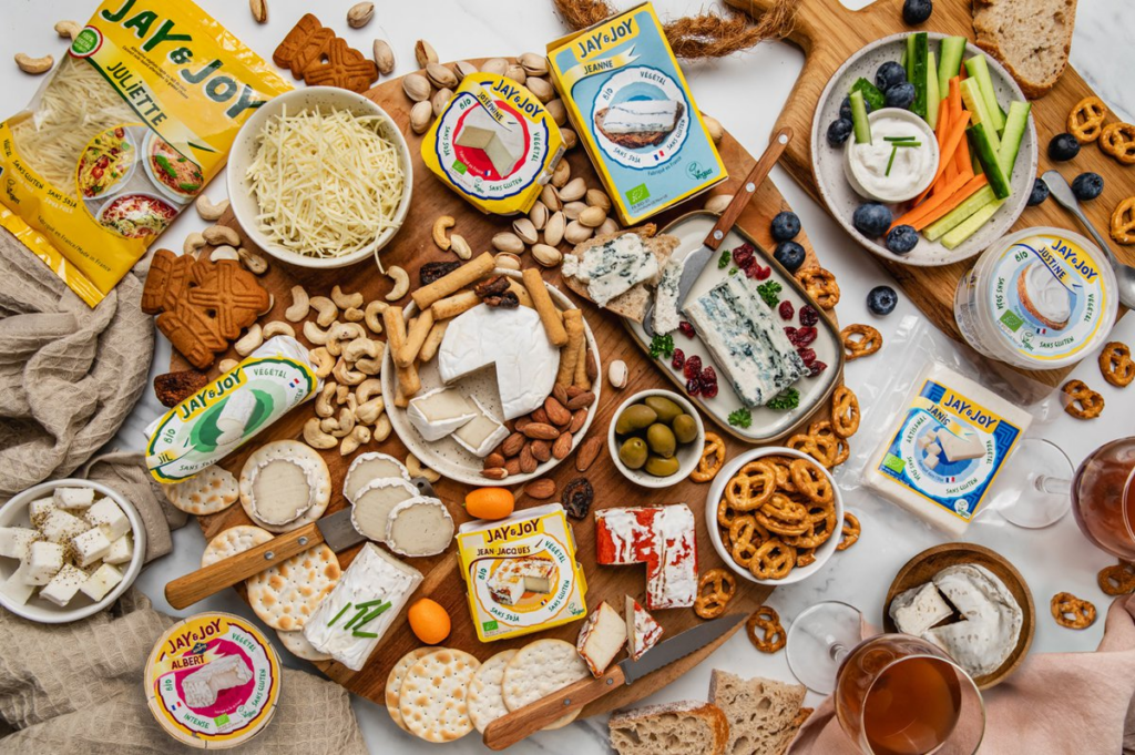 Plant-Based Cheese for a Sustainable Future: How Jay&Joy is Reducing Waste and Carbon Emissions food and drink packaging, food and drink sustainable packaging, Food packaging, Recyclability Food and Beverage Business