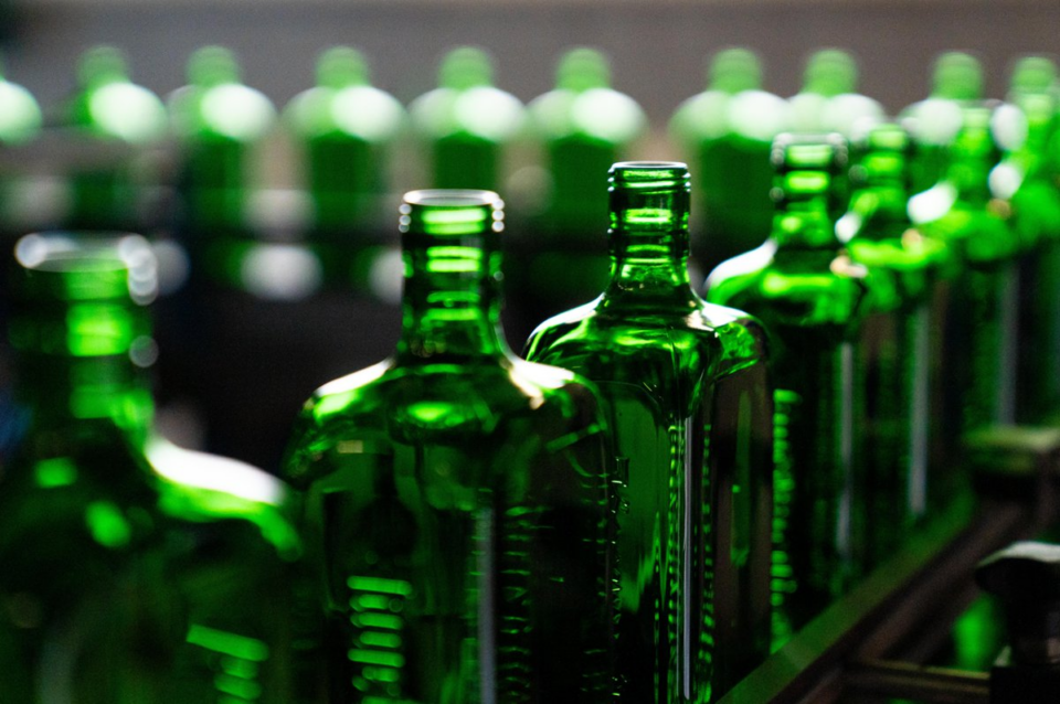 Ardagh Glass Packaging and Jägermeister Unveil World's First Emerald Green Bottles from NextGen Hybrid Furnace beverage packaging, food and drink packaging, food and drink sustainable packaging, Glass Food and Beverage Business