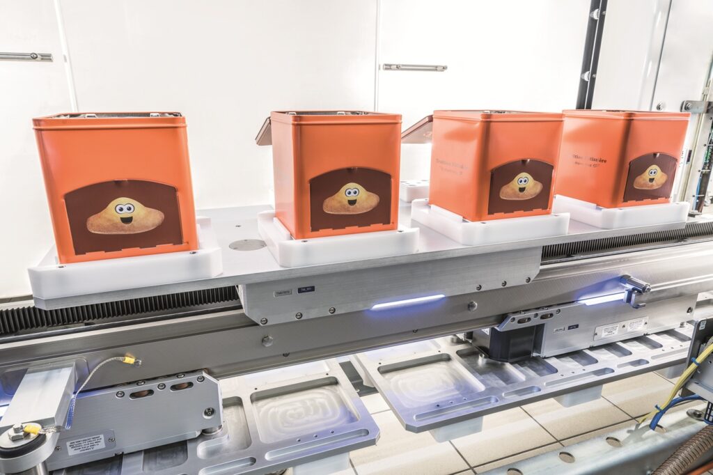 Robotics in the packaging process Food and Beverage Business