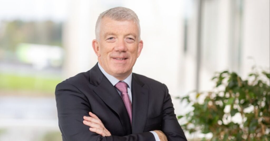 Glanbia Divests Online Sports Nutrition Division and Acquires Ingredients Company Food and Beverage Business Glanbia Divests Online Sports Nutrition Division and Acquires Ingredients Company acquisitions, e-commerce, Here are some tags based on the title: Glanbia, ingredients business, nutrition industry, online business, sports nutrition Food and Beverage Business