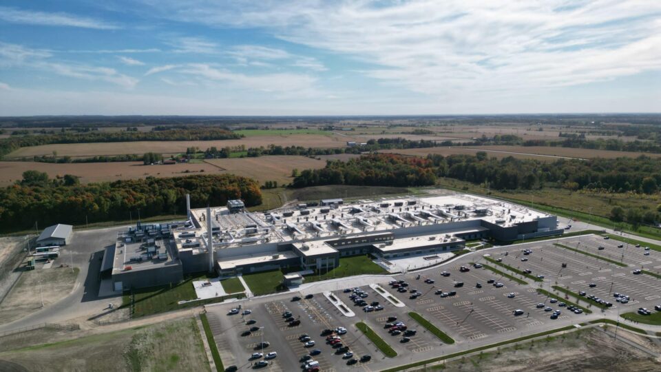 Maple Leaf Foods ups EBITDA outlook ahead of pork separation