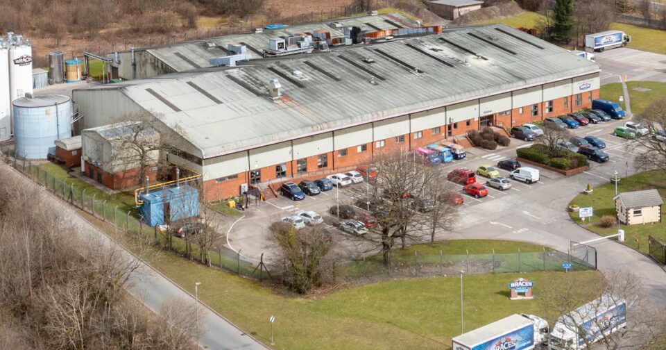 Brace’s Bakery Announces Closure of Pen-Y-Fan Industrial Estate Location return a list of comma separated tags from this title: Brace’s Bakery has confirmed it is to close its Pen-Y-Fan Industrial Estate Food and Beverage Business
