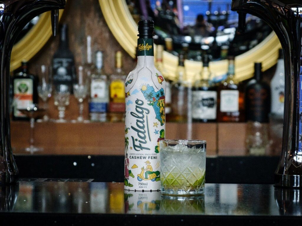 UK and India Launch India’s First Paper Bottle During Prime Minister Starmer’s Visit beverage packaging, food and drink packaging, food and drink sustainable packaging, paper Food and Beverage Business