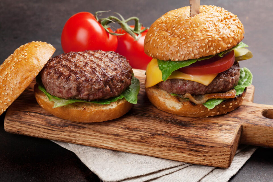 Tyson to Shut Down US Beef Facility Following Year of Financial Losses beef plant, close, Losses, Tyson, Tyson foods, US, Year Food and Beverage Business
