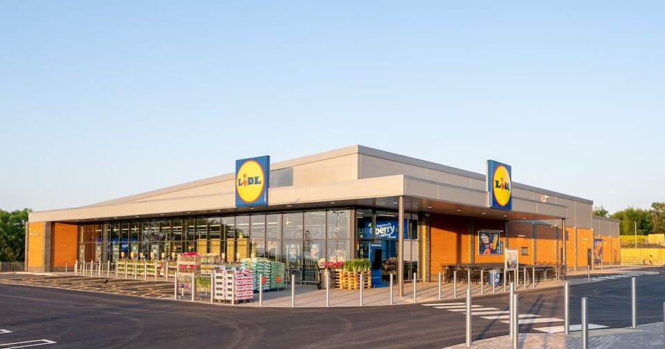 Lidl GB Contributes £14.5 Billion to the UK Economy £14.5BN, business, economy, Finance, GB, Lidl, retail, UK Food and Beverage Business