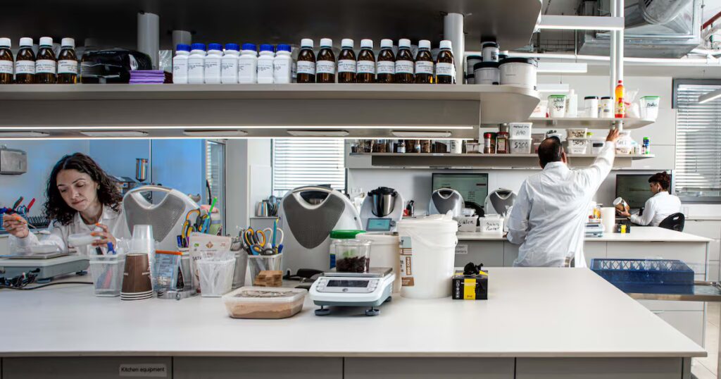 Netherlands-based Food Tech Firm AKA Foods Raises $17.2M to Launch AI-Driven Food Innovation System $17.2M, AI, AKA Foods, food innovation, food tech, investment, Netherlands, startup, technology Food and Beverage Business