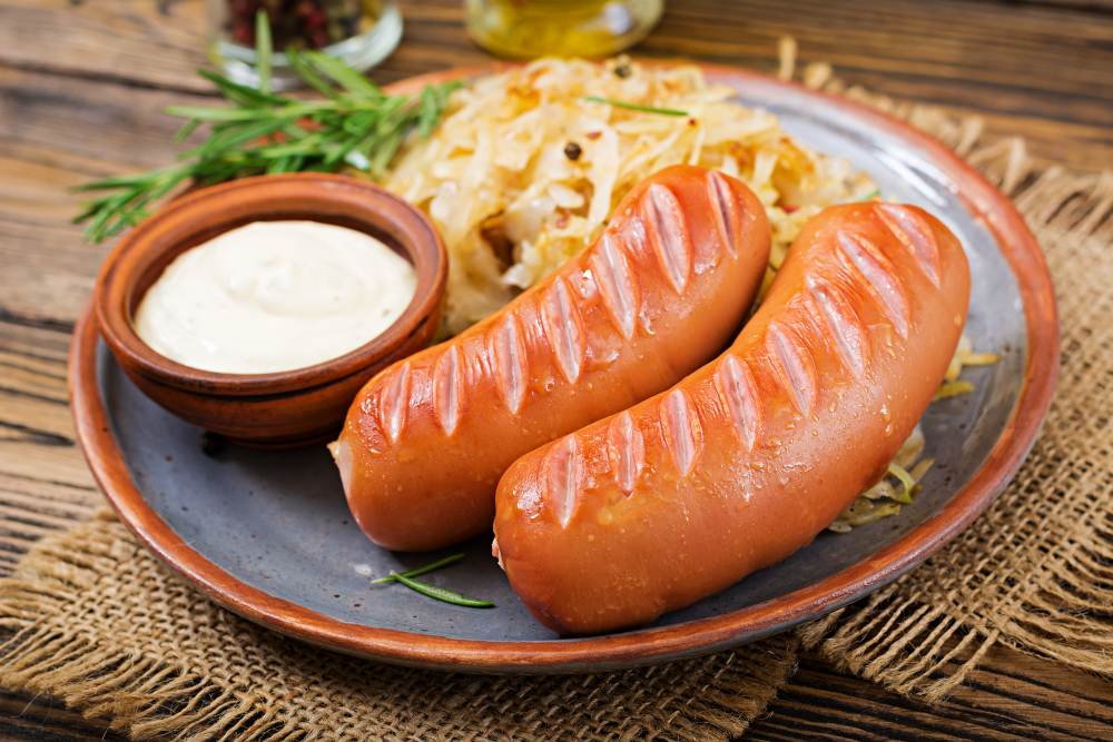 Zur Mühlen to Shut Down Eberswalder Sausage Facility in Brandenburg Tönnies Food and Beverage Business