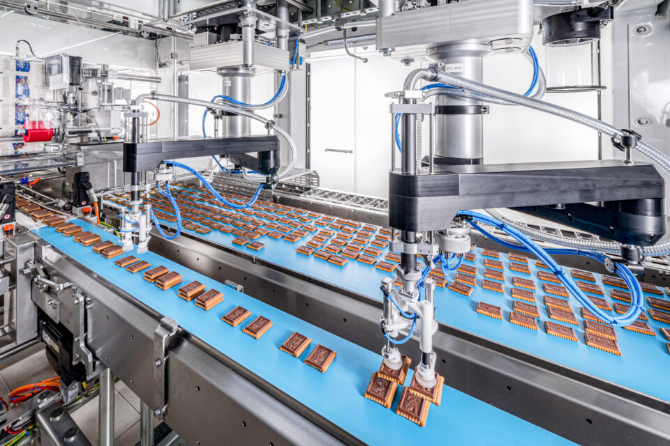 Smooth & steady        Food and Beverage Business