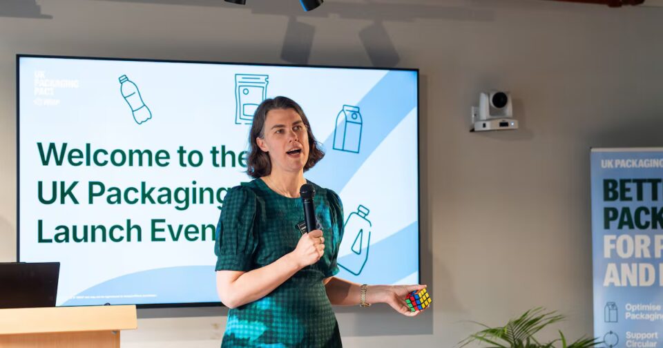 WRAP Unveils the UK Packaging Pact to Promote a Circular Economy. Food and Beverage Business