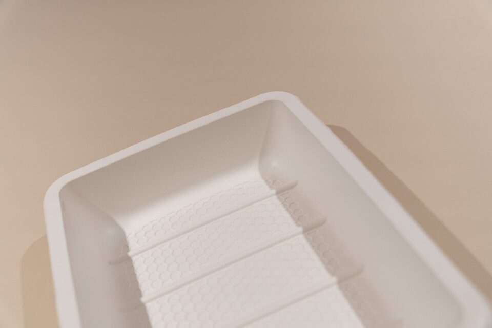 Zipform Partners with PulPac to Create Innovative Dry Molded Fiber Meat Trays Bio-based, food and drink packaging, food and drink sustainable packaging, Food packaging, Recyclability Food and Beverage Business