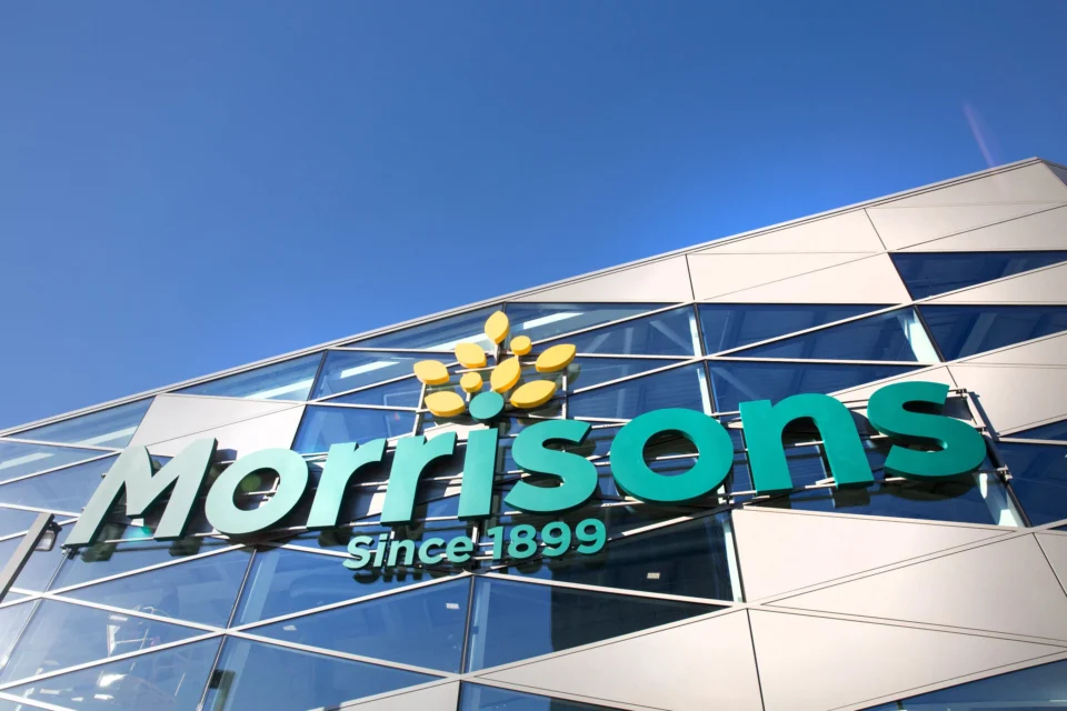 Morrisons to Shut Down 100 Morrisons Daily Stores in Upcoming Months affordable, beer, branch, brand, Britain, cash point, chain, commercial, conveniance store, Convenient, Daily, entrance, fresh, Fresh produce, Front, Good, Great Britain, Grocery, Hot, Local, Morrisons, Post, Produce, value, Veg Food and Beverage Business