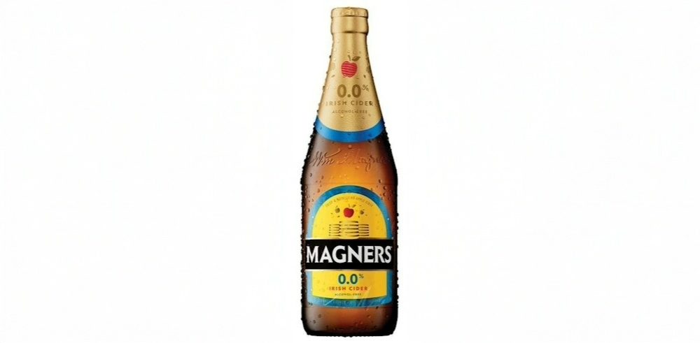 Refreshing Summer Sips: Magners 0.0% Pint Bottle for Mindful Enjoyment Food and Beverage Business Refreshing Summer Sips: Magners 0.0% Pint Bottle for Mindful Enjoyment 0.0, Beverage, drinkers, Here’s a list of comma-separated tags based on the provided title: Magners, moderation, non-alcoholic, pint bottle, refreshment, summer Food and Beverage Business