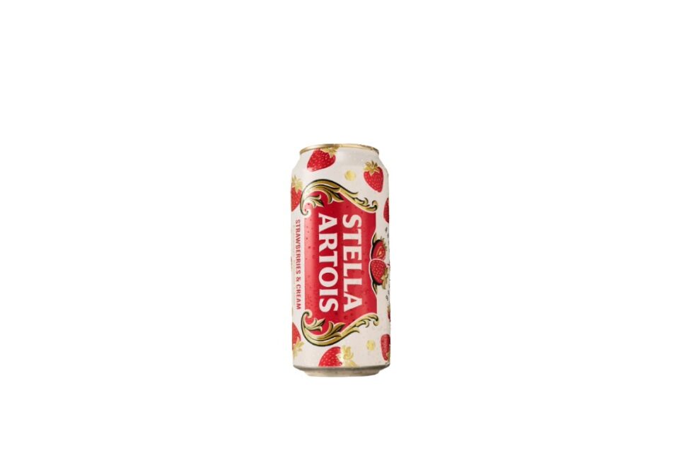 Stella Artois Serves Up a Strawberries & Cream Delight beer, Beverage, Cocktails, craft beer, drink pairing, fruit flavors, Here are some tags based on the title "Stella Artois pours a Strawberries & Cream ace": Stella Artois, Refreshing, Strawberries & Cream, summer drink Food and Beverage Business