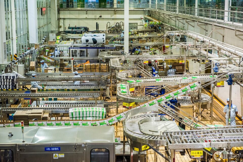 Processing Under Pressure: Smarter Lines, Stricter Rules and the New Factory Reality food factory digitalisation, food processing automation, food processing technology, food safety inspection systems, food traceability systems, HFSS reformulation, hygienic processing equipment, non thermal processing, smart factory food production, sustainable processing equipment Food and Beverage Business food processing technology,food processing automation,hygienic processing equipment,smart factory food production,food traceability systems,HFSS reformulation,non thermal processing,food safety inspection systems,food factory digitalisation,sustainable processing equipment