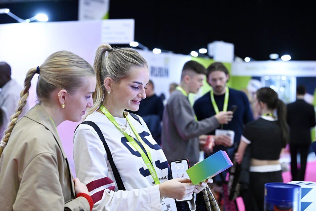 Packaging's biggest brands bring broader teams to London as packaging becomes a team sport Food and Beverage Business