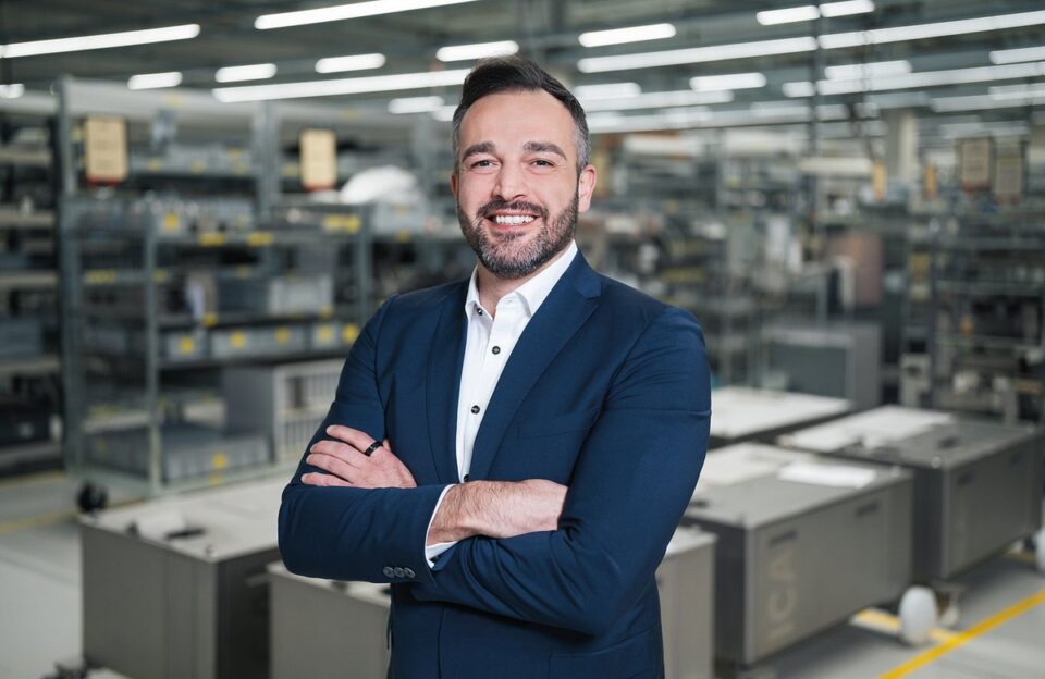 ICA 4.3: Poly-clip System's Innovative Clipper Merges Energy Efficiency with Easy Maintenance food and drink packaging, food and drink sustainable packaging, Food packaging, Machinery, Resource Efficiency Food and Beverage Business