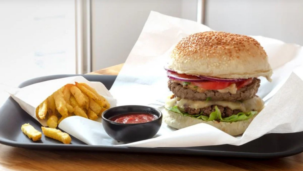 Ahlstrom Introduces New Grease-Gard® Papers for North American Foodservice Packaging food and drink packaging, food and drink sustainable packaging, Food packaging, paper, Recyclability Food and Beverage Business