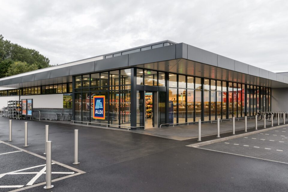 Aldi Announces £900m Investment for 2027 £900m, 2027, Aldi, business, Finance, investment, retail, supermarket Food and Beverage Business