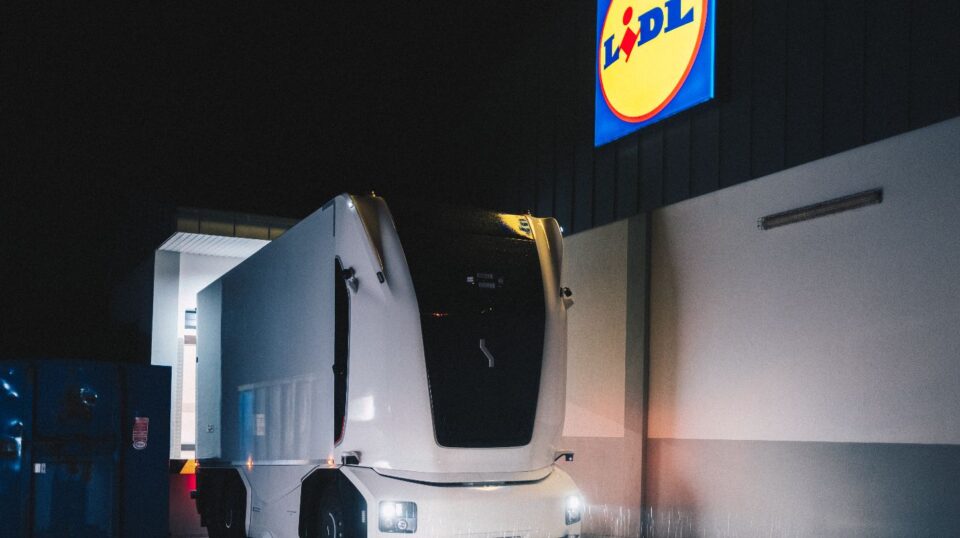 Lidl Introduces Level 4 Autonomous Truck to Its Logistics Operations Automation, autonomous truck, freight transport, Level 4 autonomy, Lidl, Logistics, self-driving vehicles, supply chain, Transportation Food and Beverage Business