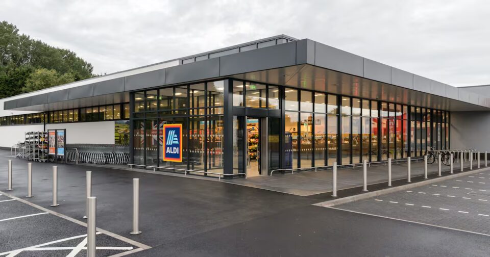 Aldi targets overlooked communities in £900m expansion plan commerce, discounter, retailer, United kingdom Food and Beverage Business