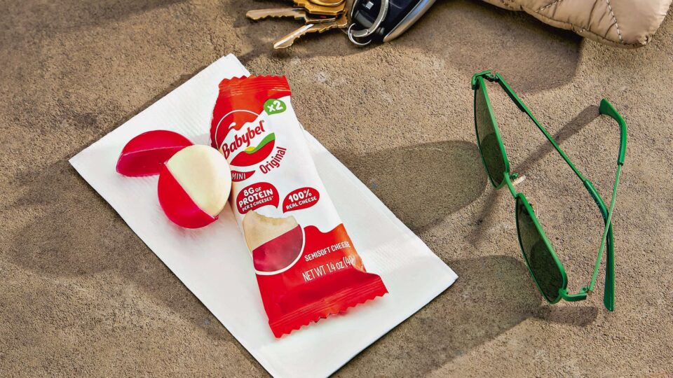 Koehler Wraps Babybel Two-Packs in Recyclable Paper Flowpack Babybel, Flexible packaging, Koehler, paper flowpack, Recyclable packaging, sustainable packaging, two-packs Food and Beverage Business